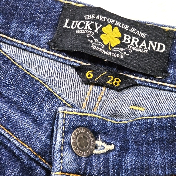 ♡ Lucky Brand Classic Rider Jeans | Blue Wash Mid-Rise Straight Cut Sz: 28 / 6 - Picture 4 of 16